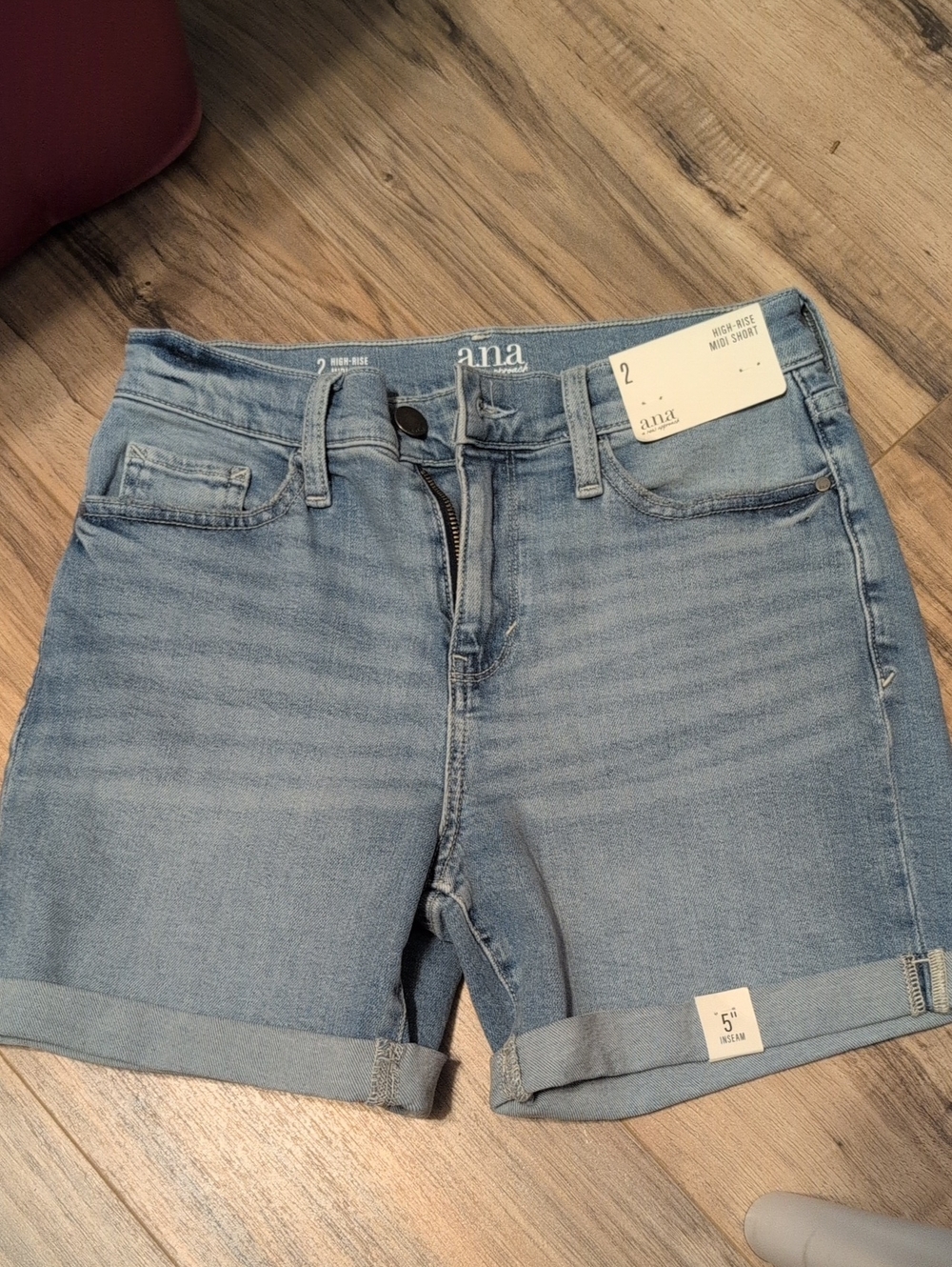 ana Light Wash High-Rise Denim Shorts - Light Blue